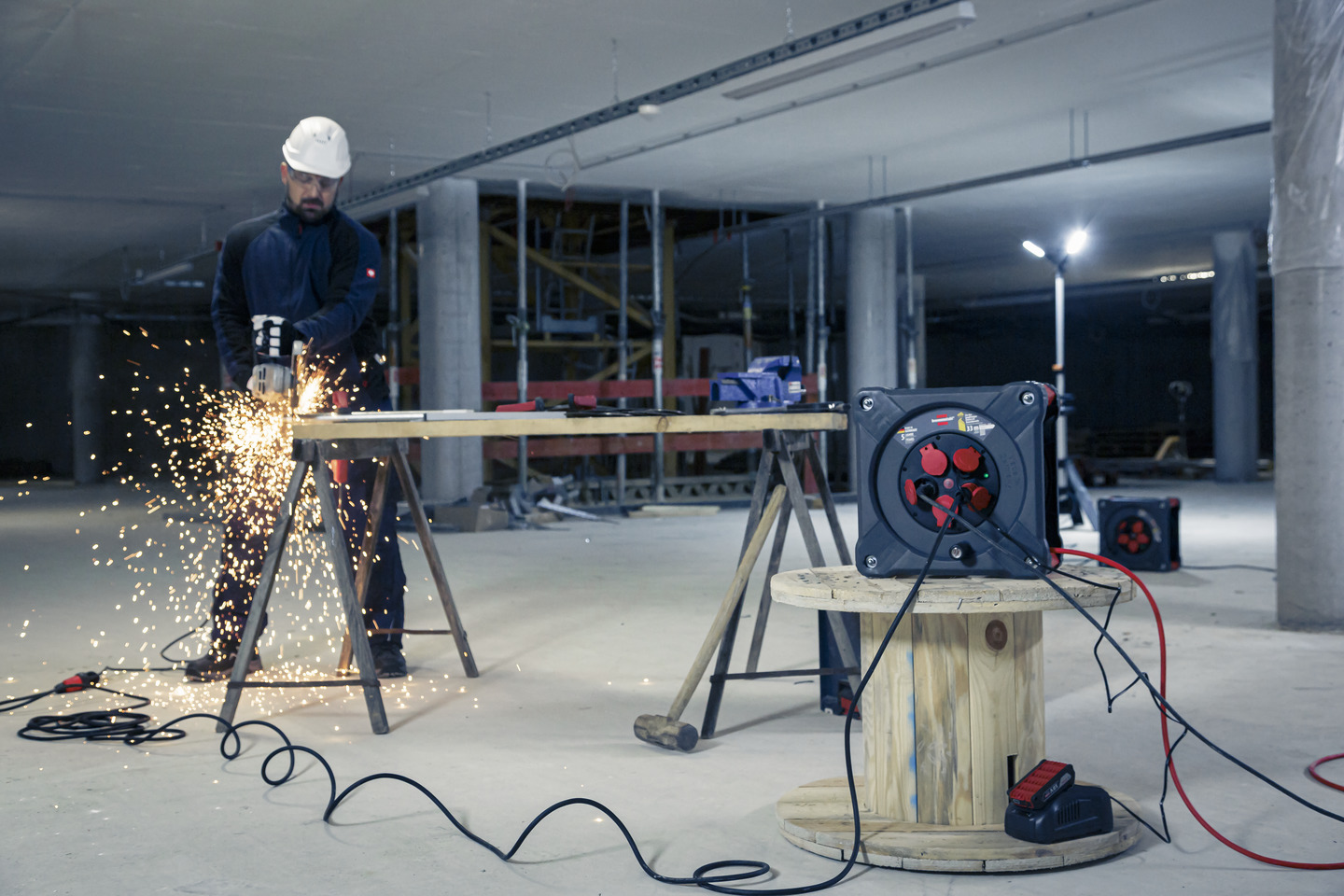 The brennenstuhl® 5-way socket insert