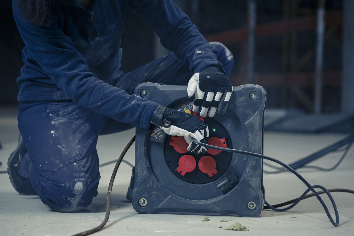 The brennenstuhl® 5-way socket insert