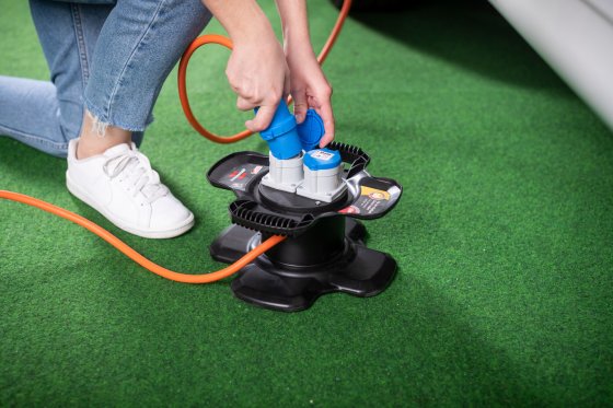  - The right connection cable