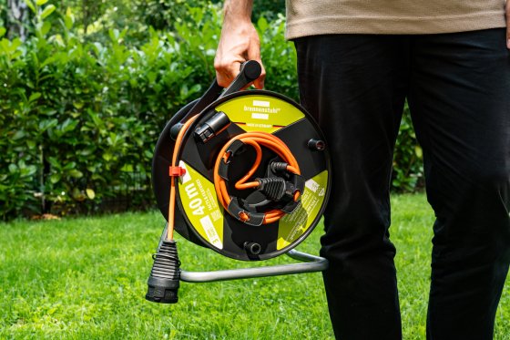 Garant G Bretec IP44 Gartenkabeltrommel 38 + 2m AT-N05V3V3-F3G1,5  - Anwendungsbild