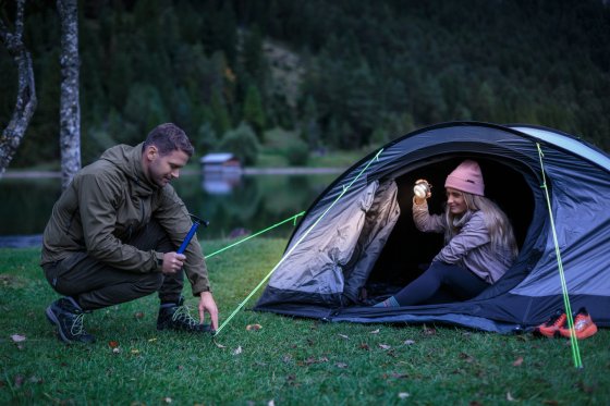 Akku LED Outdoor Leuchte OLI 400 AS, 450lm, IP54 - Anwendungsbild