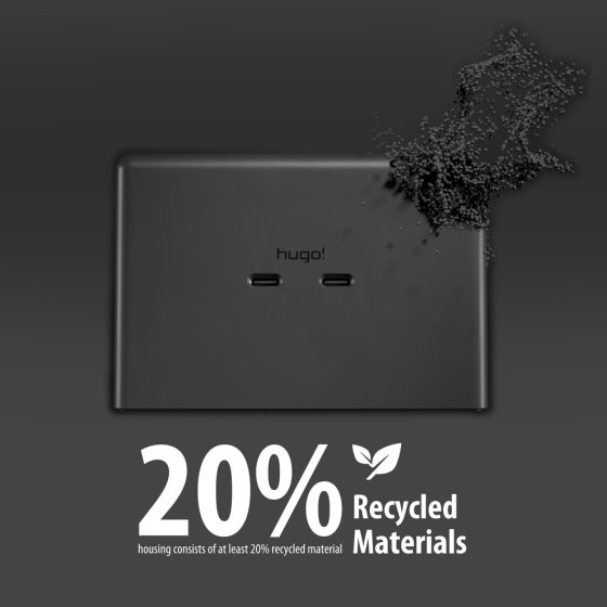 hugo! ONE Steckdosenw&uuml;rfel mit USB C 20W PD deep black - Anwendungsbild