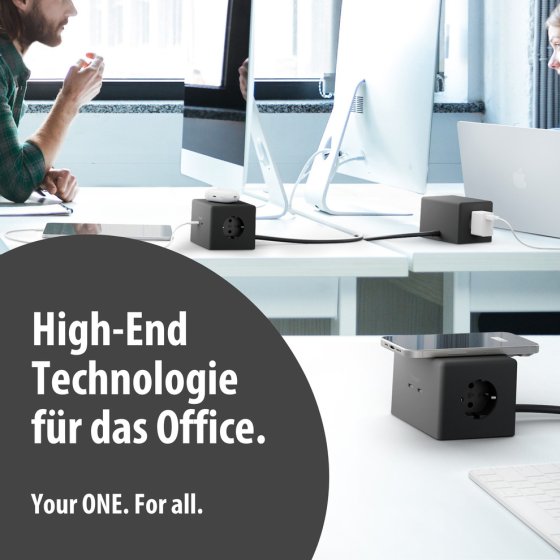hugo! ONE Steckdosenw&uuml;rfel mit USB C 20W PD deep black - Anwendungsbild