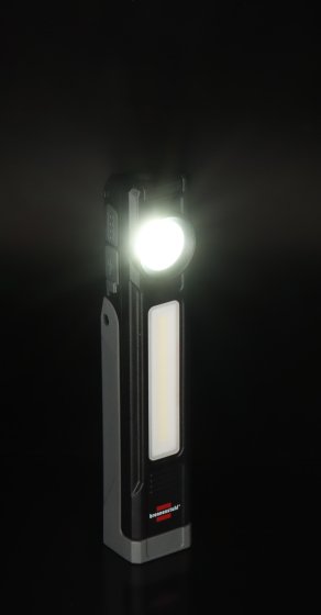 Akku LED Handlampe HL 900 A, IP54, 900lm - Anwendungsbild