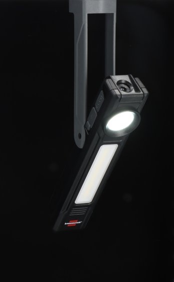 Akku LED Handlampe HL 900 A, IP54, 900lm - Anwendungsbild